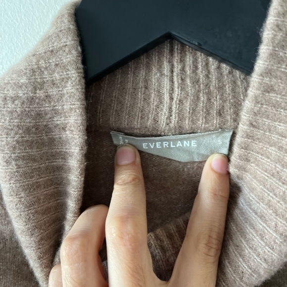 Everlane Wool-Yak Blended Pullover Sweater - Picture 5 of 15